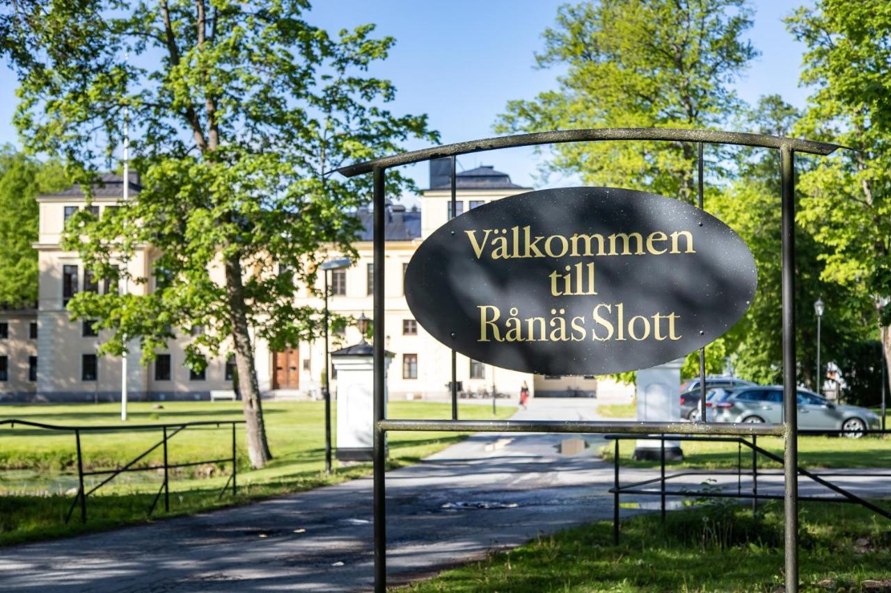Hotel Ranaes Slott à Ranas Extérieur photo