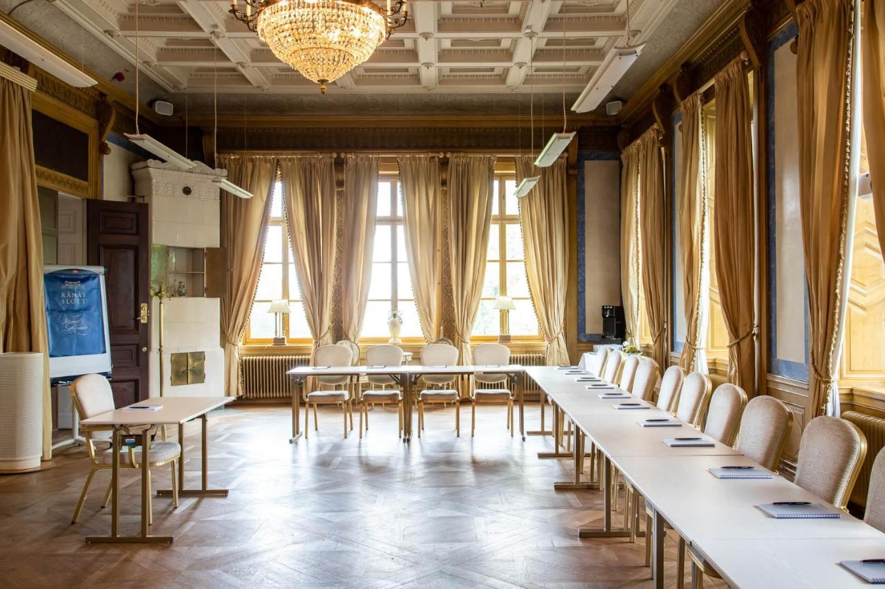 Hotel Ranaes Slott à Ranas Extérieur photo